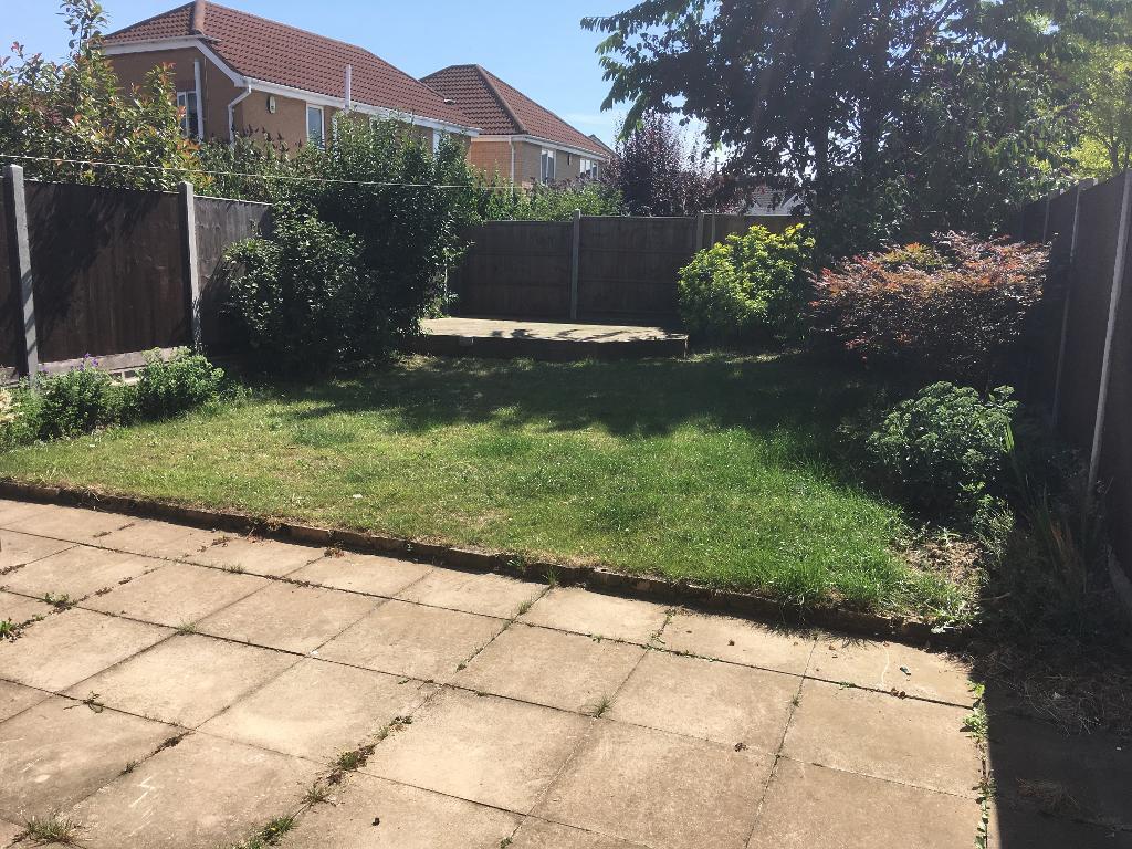 2 Bedroom Town House To Let in Haskell Close, Thorpe Astley, Leicester